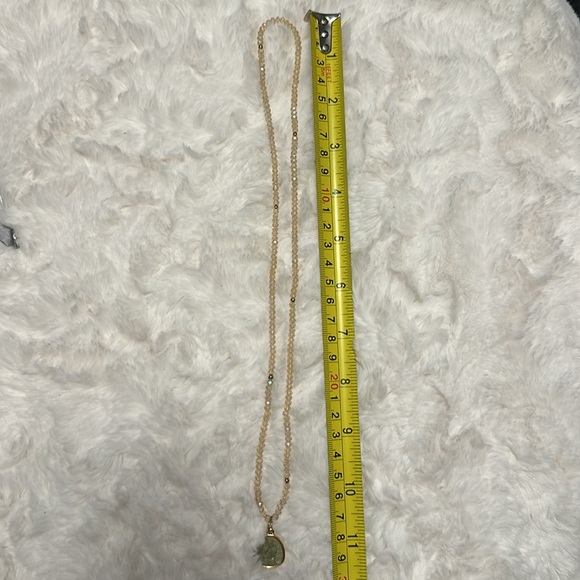 Vintage stretch crystal bead necklace with pendant - Picture 5 of 6